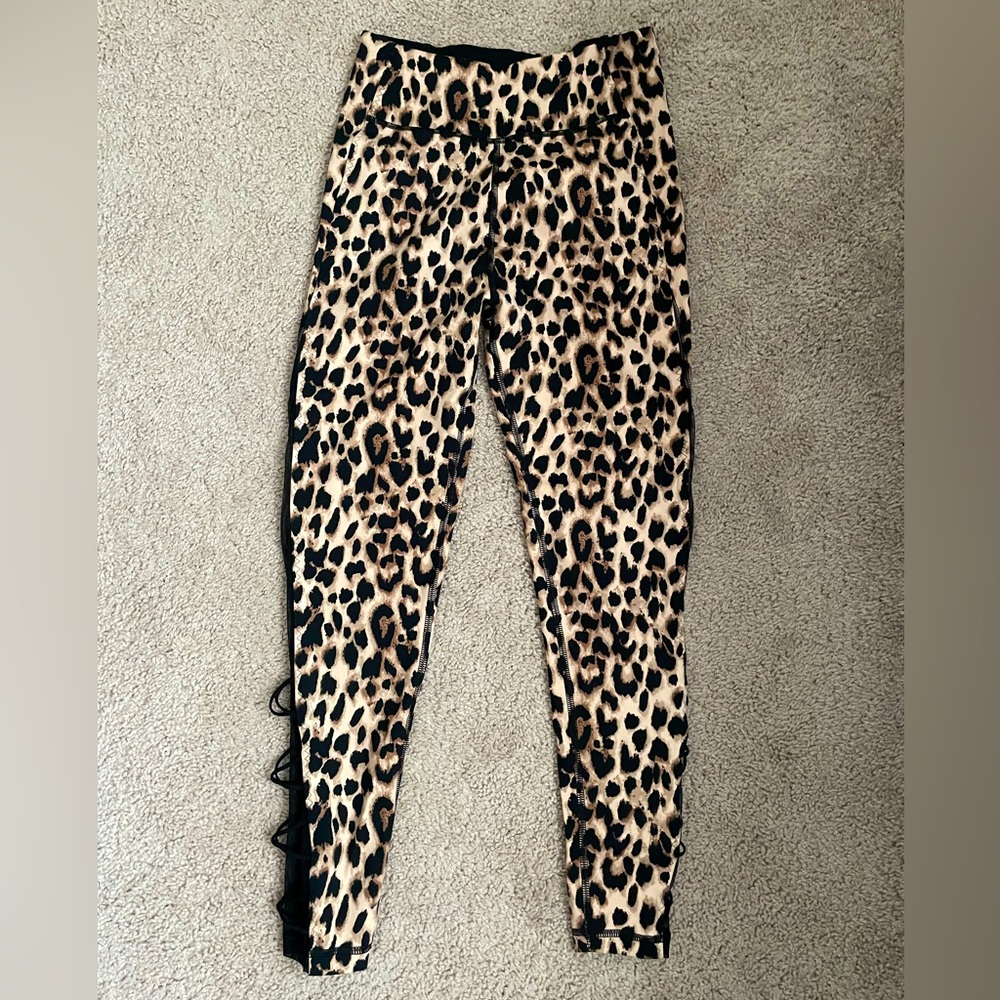 Victoria Secret leopard print leggings